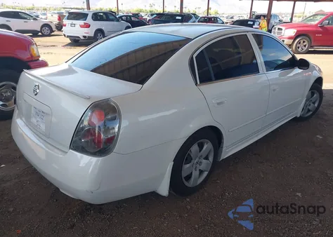 2005 Nissan Altima 2.5 S z USA, uszkodzony, nr VIN 1N4AL11D15N929195